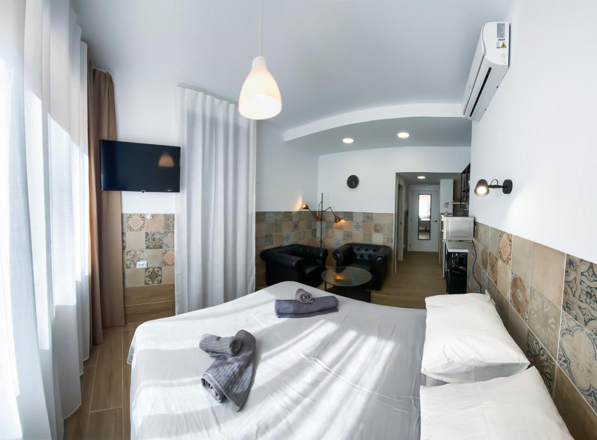 קלפה Apartamentos Pueblo Mar מראה חיצוני תמונה
