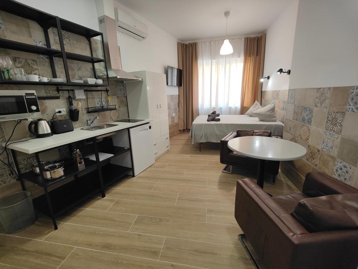 קלפה Apartamentos Pueblo Mar מראה חיצוני תמונה