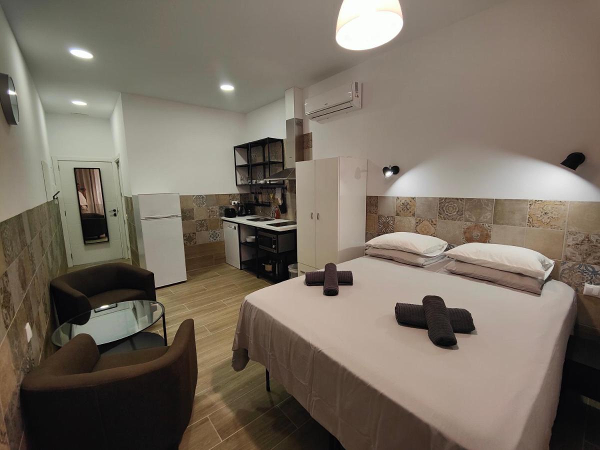 קלפה Apartamentos Pueblo Mar מראה חיצוני תמונה
