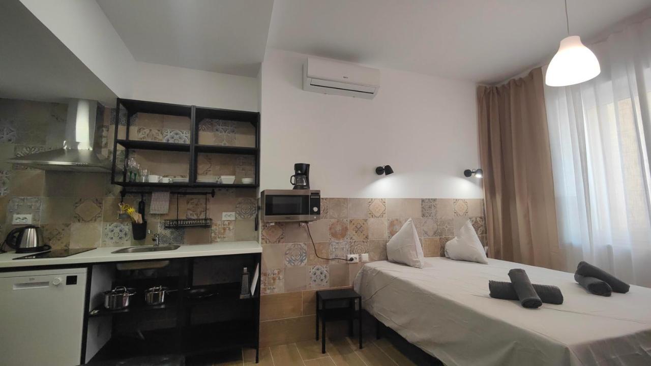 קלפה Apartamentos Pueblo Mar מראה חיצוני תמונה