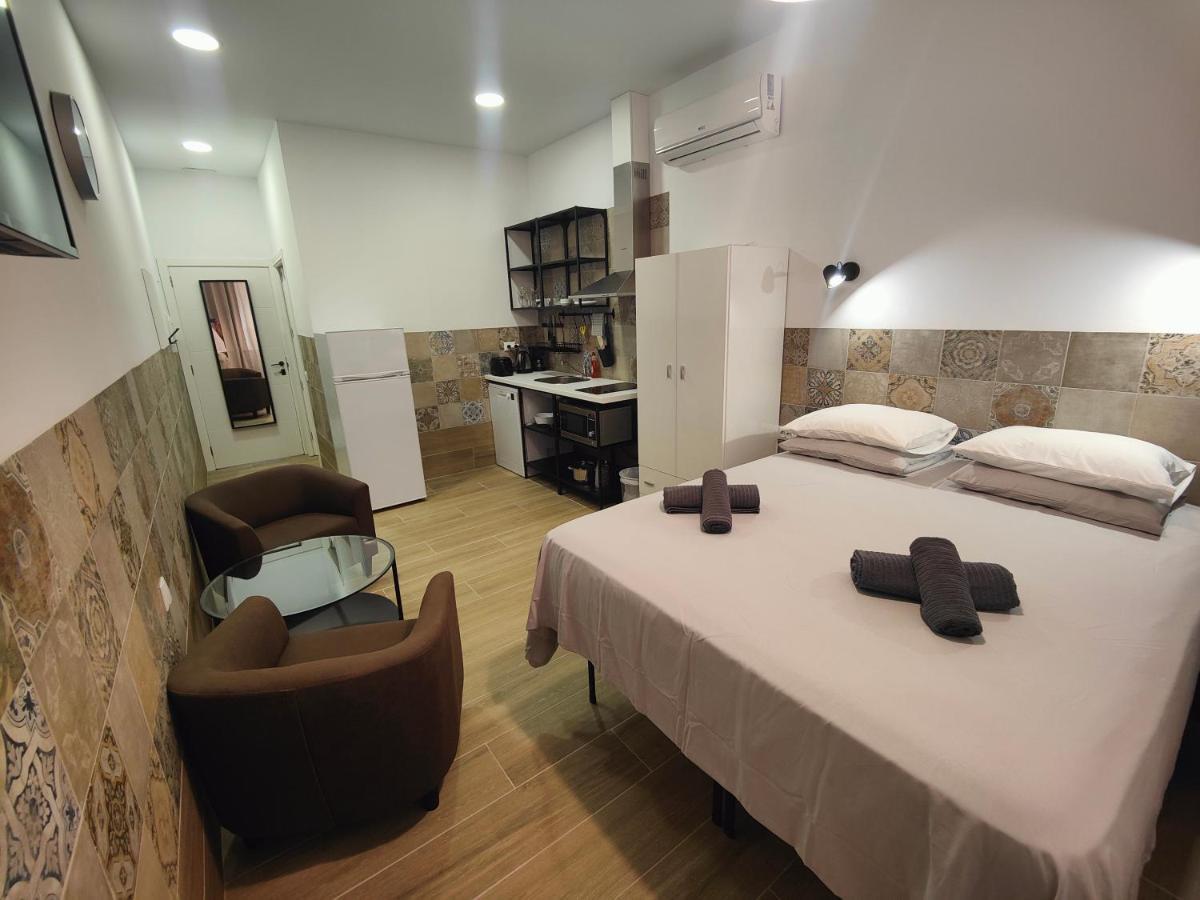 קלפה Apartamentos Pueblo Mar מראה חיצוני תמונה